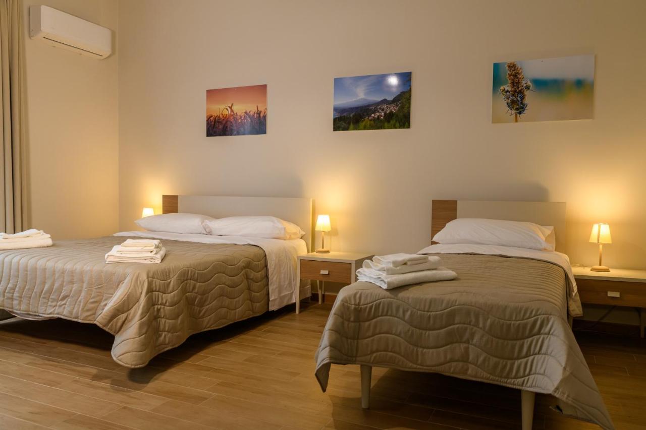 Bee Happy - Bed And Breakfast Zafferana Etnea Bagian luar foto